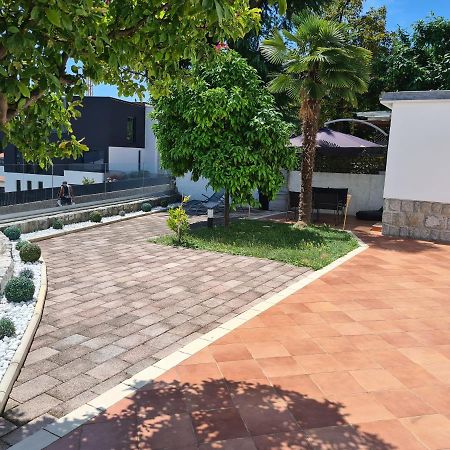 Apartman Gabrijela Apartment Опатия Екстериор снимка